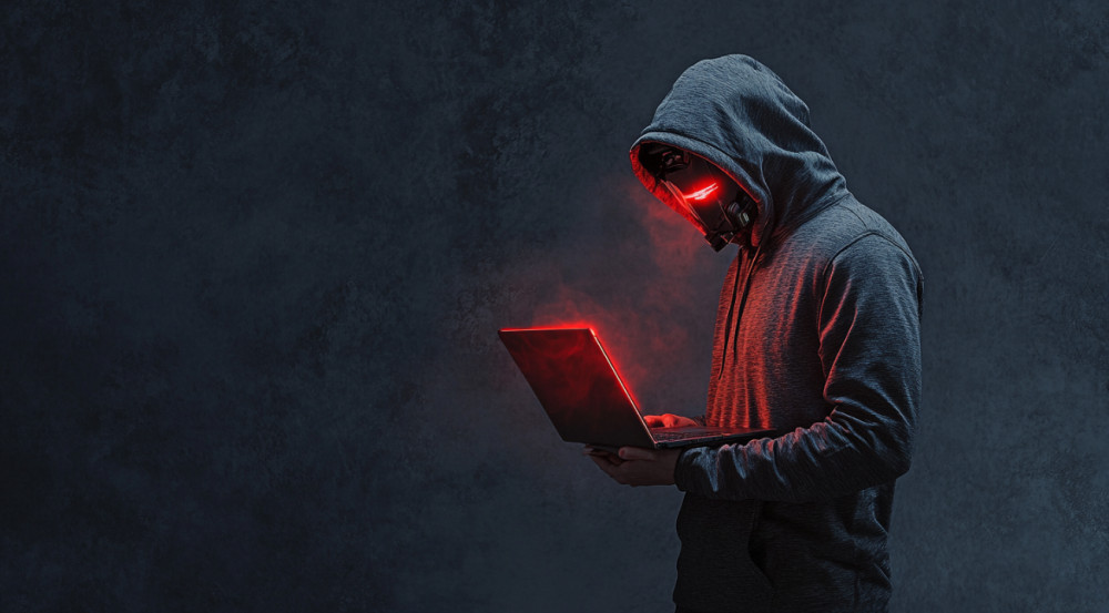 Знакомство на сайте знакомств привело к предложению инвестировать в криптобиржу