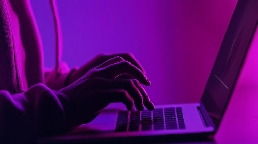 Как «аналитик» оставил меня без 550 000 ₽ и что делать в такой ситуации